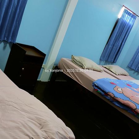 Home Stay At Tapae Chiang Mai Extérieur photo
