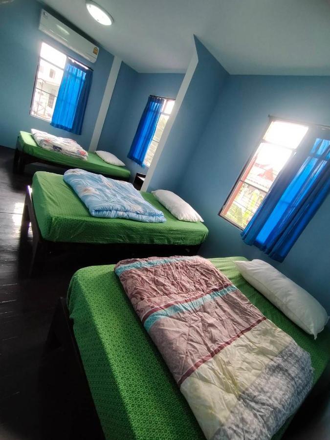 Home Stay At Tapae Chiang Mai Extérieur photo