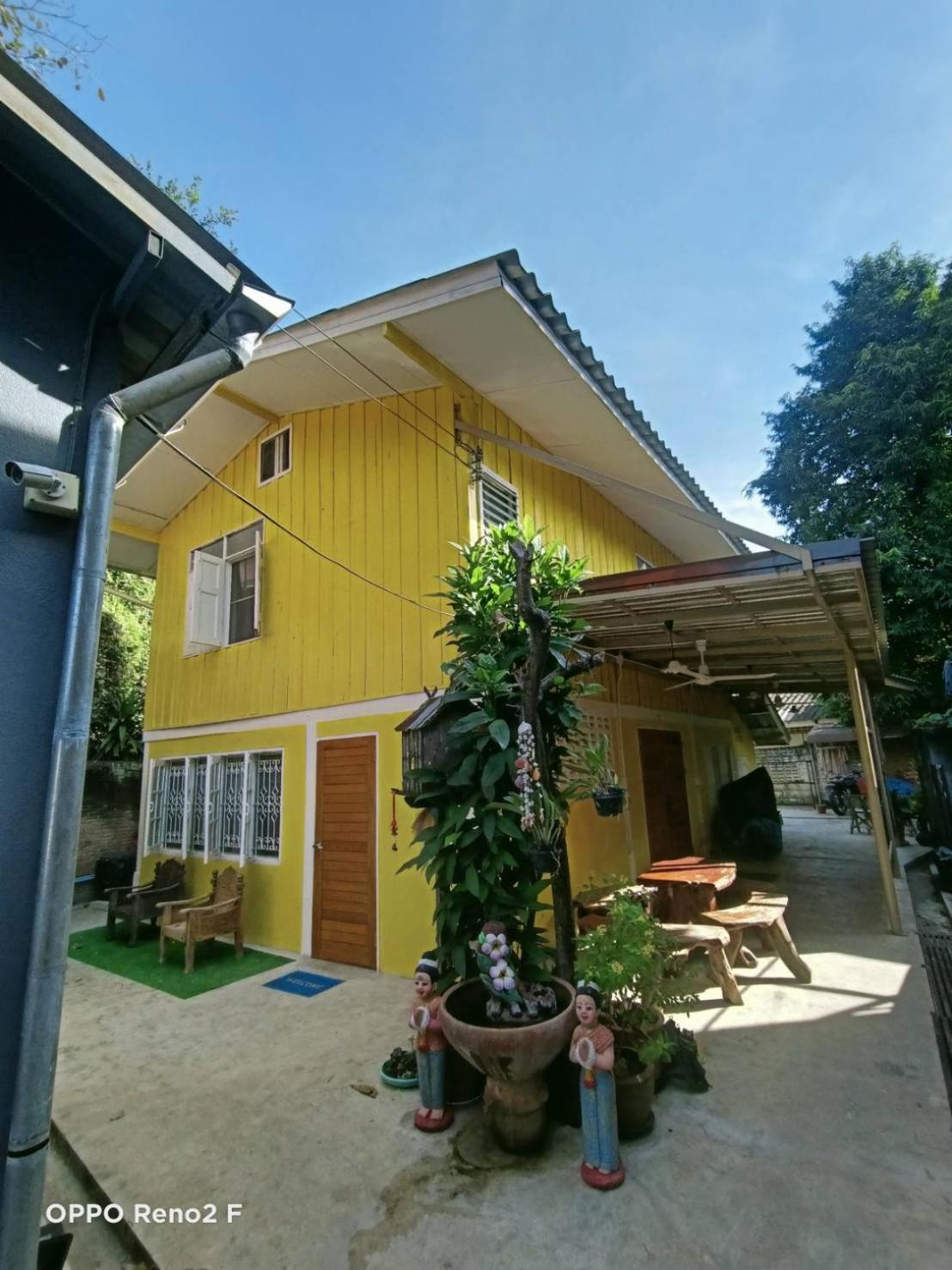 Home Stay At Tapae Chiang Mai Extérieur photo