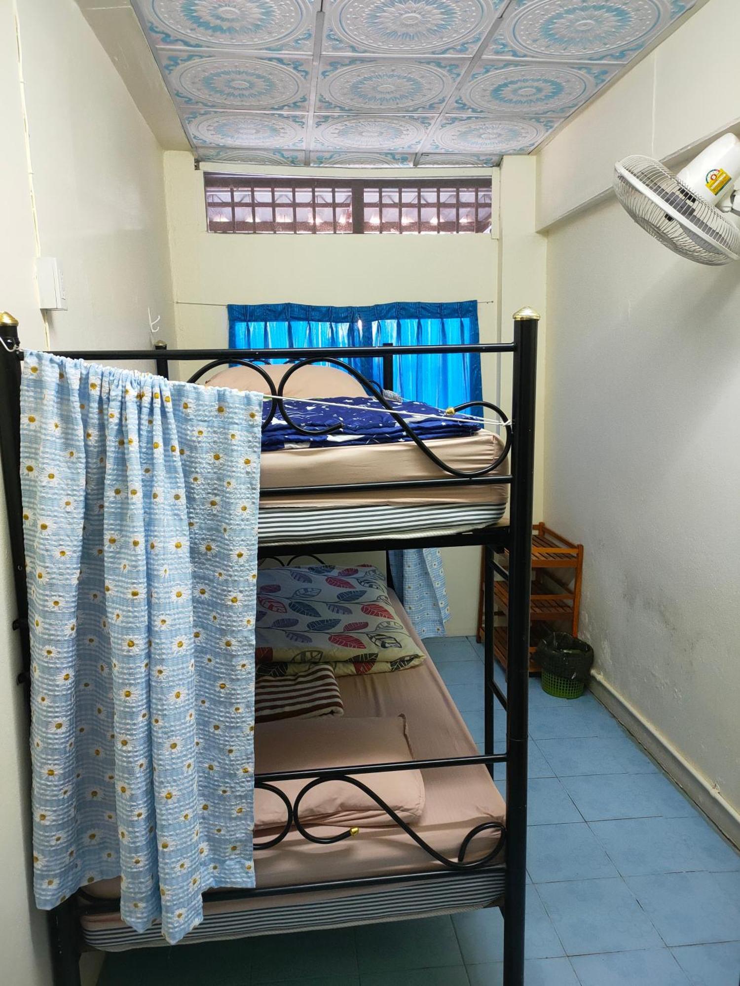 Home Stay At Tapae Chiang Mai Extérieur photo