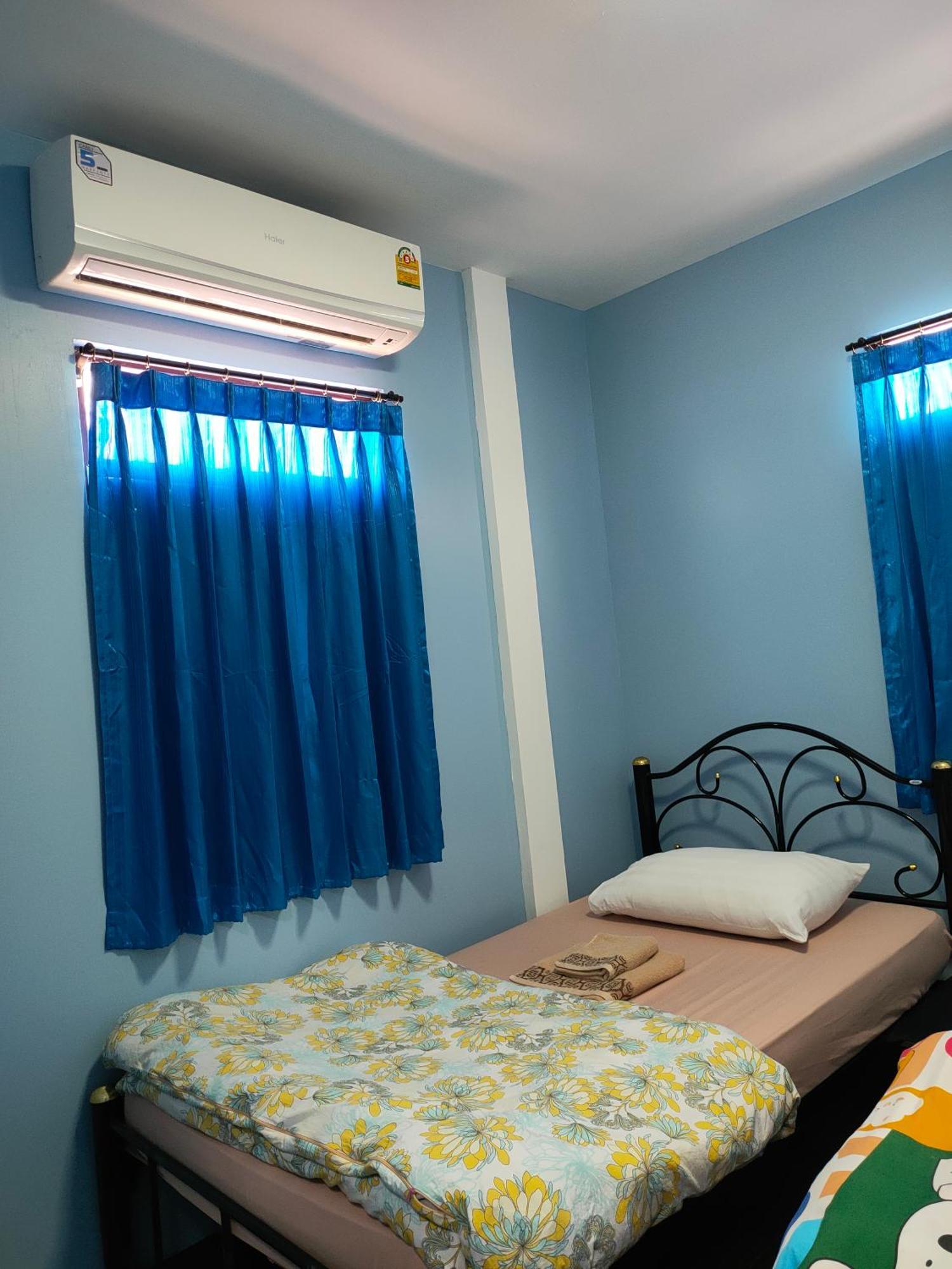 Home Stay At Tapae Chiang Mai Extérieur photo