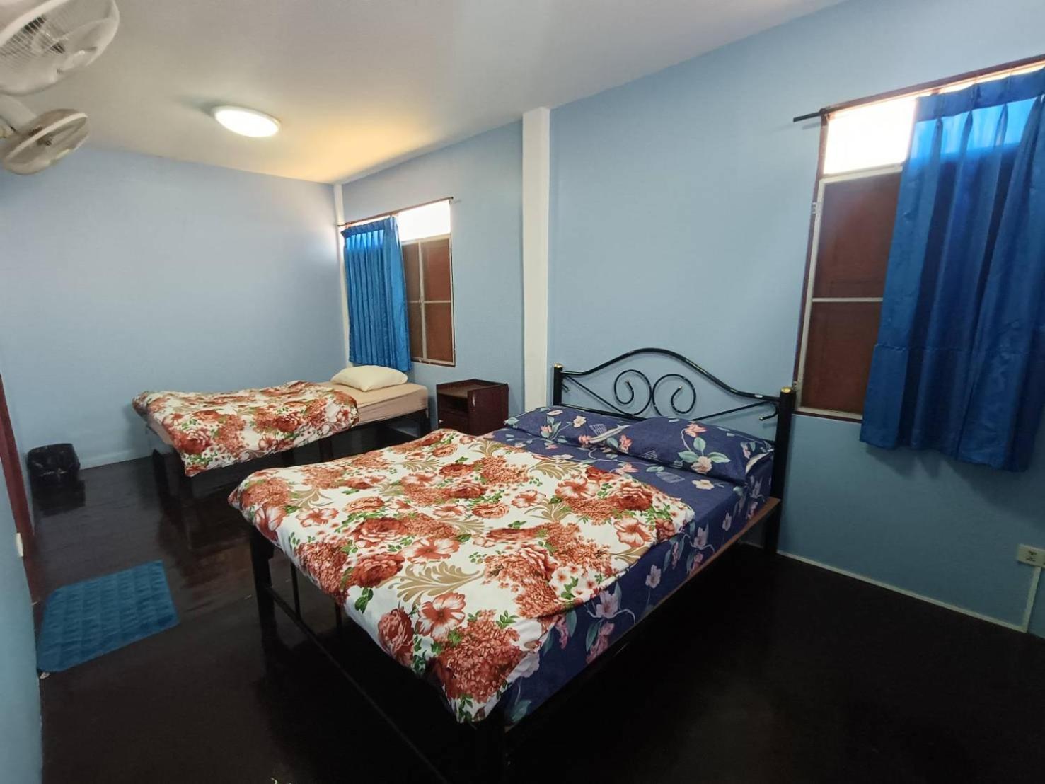 Home Stay At Tapae Chiang Mai Extérieur photo